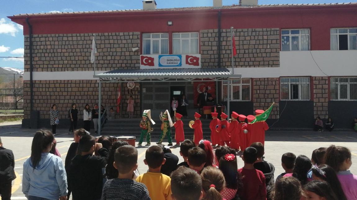 Dadaloğlu İlkokulu Fotoğrafı